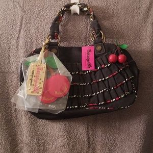 CUTE CHERRY PURSE